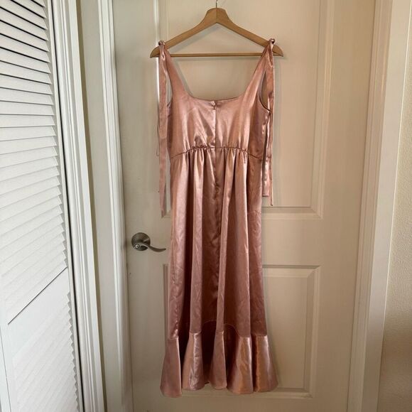 Birdy Grey Eugina Convertible Midi Dress Shiny Satin Rose Gold - Picture 3 of 9